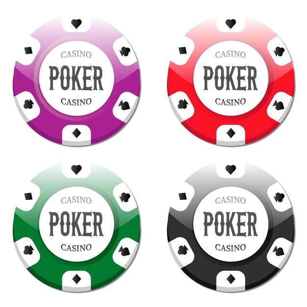 Set di fiches da poker su sfondo bianco