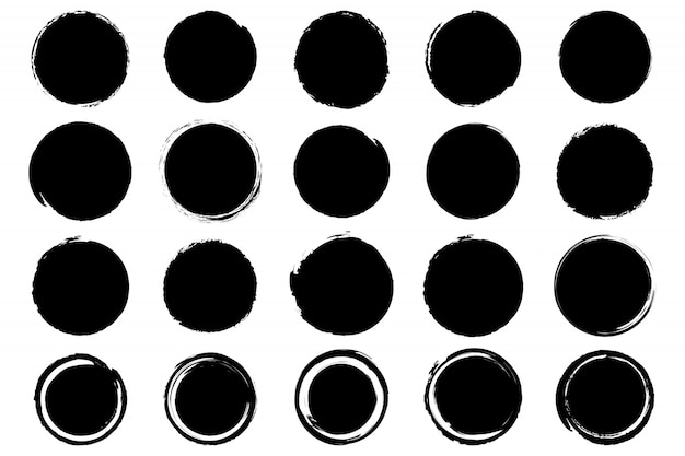 Set van hand getrokken grunge zwarte inkt cirkel.