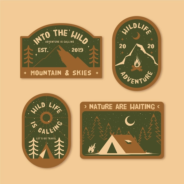 Vector set vintage kampeer- en avonturenbadges