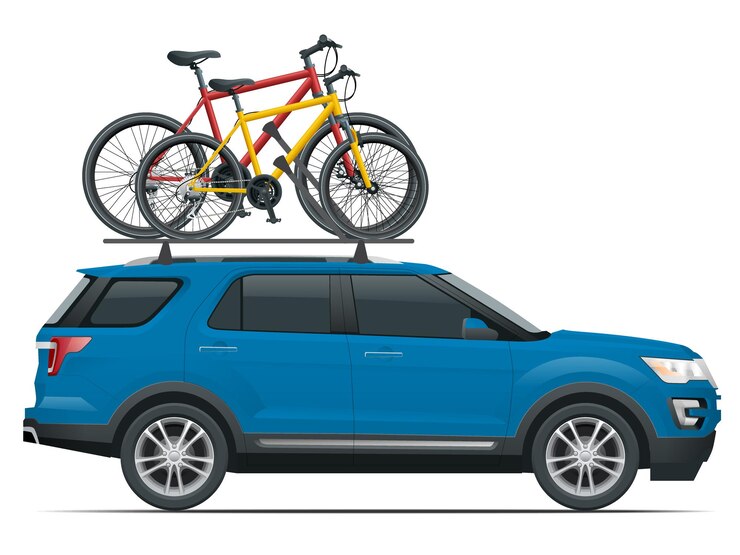 वेक्टर side view suv car with two bicycles mounted on the roof rack. flat style illustration isolated on white background.
