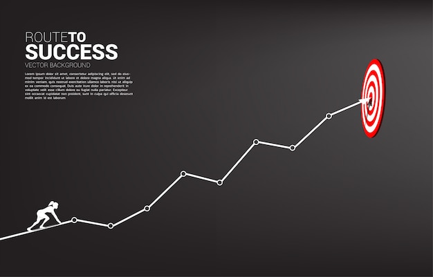 Silhouet van zakenvrouw klaar om te lopen naar het centrum van dartbord. Bedrijfsconcept van targeting en klant. Route naar succes.