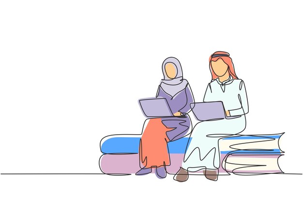 Vettore una singola linea di disegno di una coppia araba con un laptop seduto su una pila di libri di progettazione grafica vettoriale