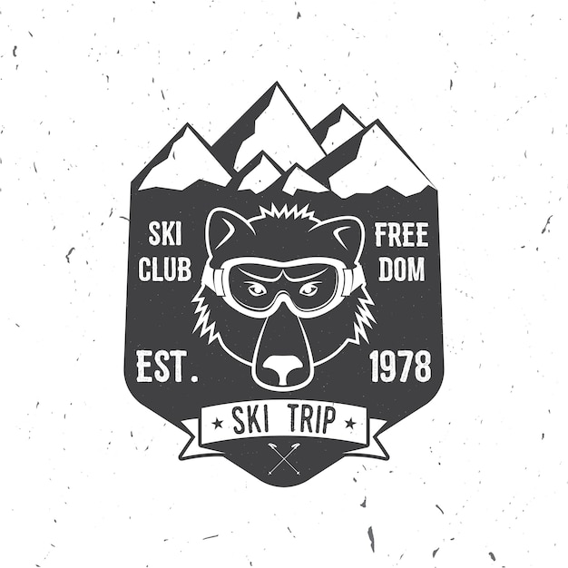 Концепция лыжного клуба с медведем