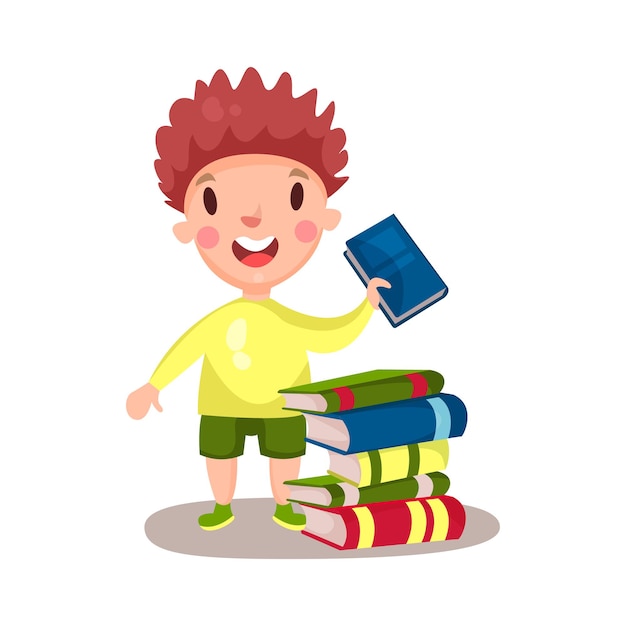 Улыбающийся кудрявый мальчик, стоящий рядом с кучей книг, концепции образования и знаний, красочный вектор символов Иллюстрация на белом фоне