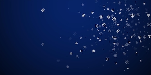 まばらな降雪のクリスマスの背景。紺色の夜の背景に微妙な空飛ぶ雪の結晶と星。芸術的な冬のシルバースノーフレークオーバーレイテンプレート。興味深いベクトルイラスト。