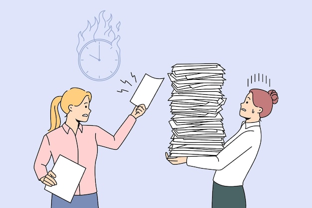 서류 작업에 지친 스트레스를 받는 여성 직원