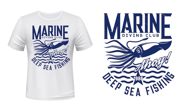 T-shirt print met inktvis, calamary op blauwe golven, mascotte voor duikclub, zee-avontuur duiken nautisch marien weekdier t-shirt embleem. Ocean sport teamkleding sjabloon met inktvis