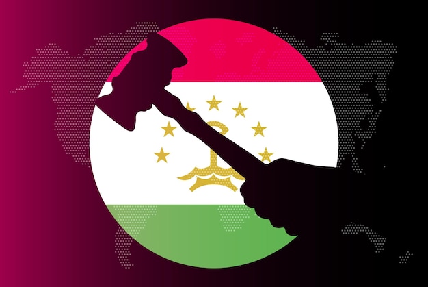 Флаг таджикистана с судейским молотком, концепция закона о коррупции или новостной баннер о результатах судебного разбирательства