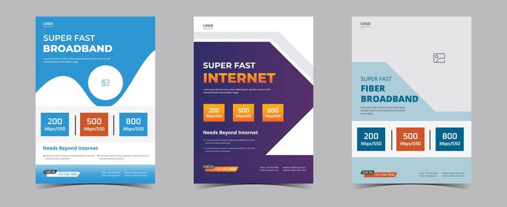 超高速インターネットと書かれた Web サイトのチラシ 3 枚。