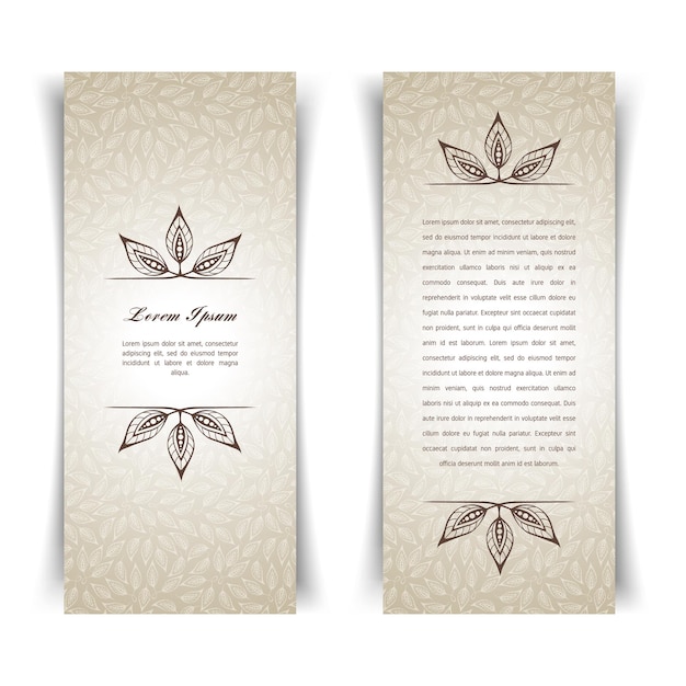 Twee verticale vintage beige kaarten met bloemenontwerpelementen