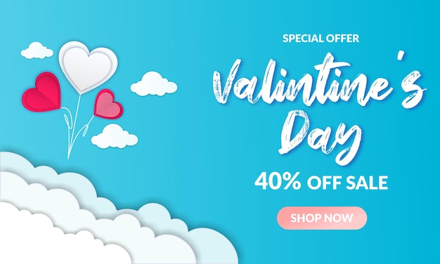 Valentijnsdag verkoop achtergrond met papieren hartjes en wolken