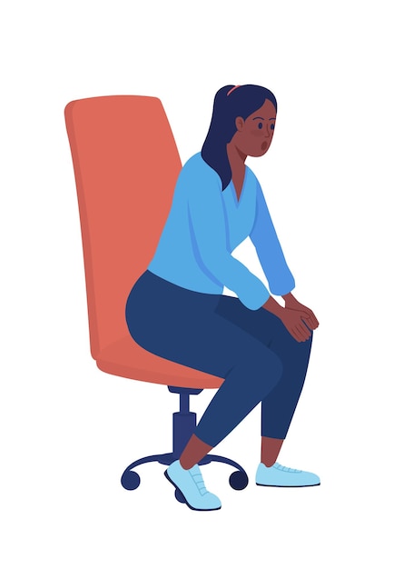 Verbaasde vrouw zittend in een stoel semi-egale kleur vector karakter. Volledige lichaamspersoon op wit. Verbaasde en geschokte moeder isoleerde moderne cartoonstijlillustratie voor grafisch ontwerp en animatie