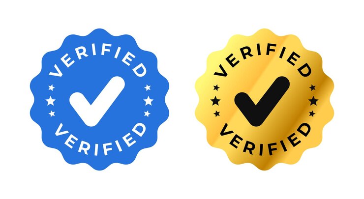 체크리스트 아이콘이 있는 검증된 스프 서클 파란색과 황금색 서클 검증된 원형 텍스트 터