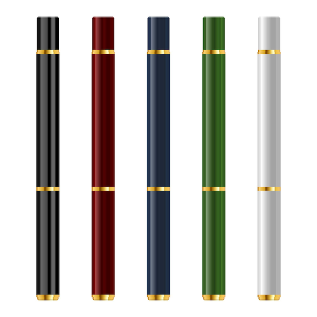 Винтажные перьевые ручки в реалистическом стиле, изолированные на белом