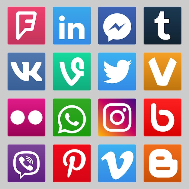 Voronezh, russia - january 05, 2020: set of color popular social media icons: youtube, instagram, twitter, facebook, whatsapp, pinterest, snapchat, vimeo, google+, skype, viber and others