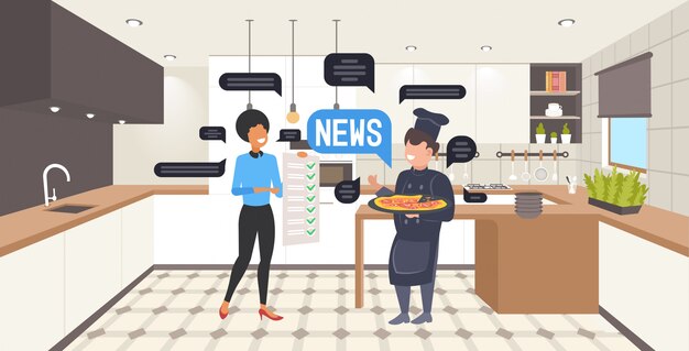 Cameriera e chef cuoco discutendo notizie quotidiane chat bolla concetto di comunicazione. moderna cucina ristorante interno orizzontale a figura intera illustrazione