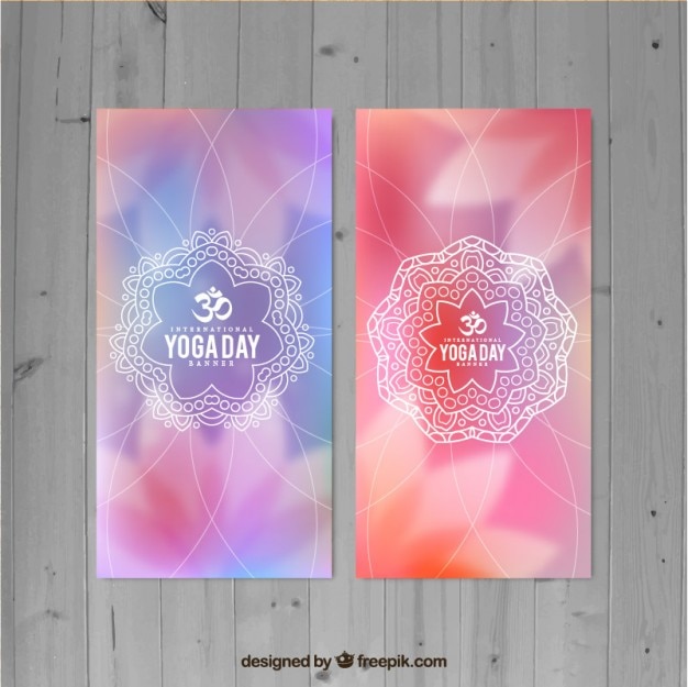 Vector wazig yoga banners met mandala