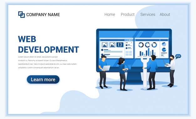 Web Development concept met mensen programmeren en coderen op groot scherm.