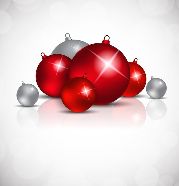 Xmas rode en zilveren ballen. Kerst achtergrond.