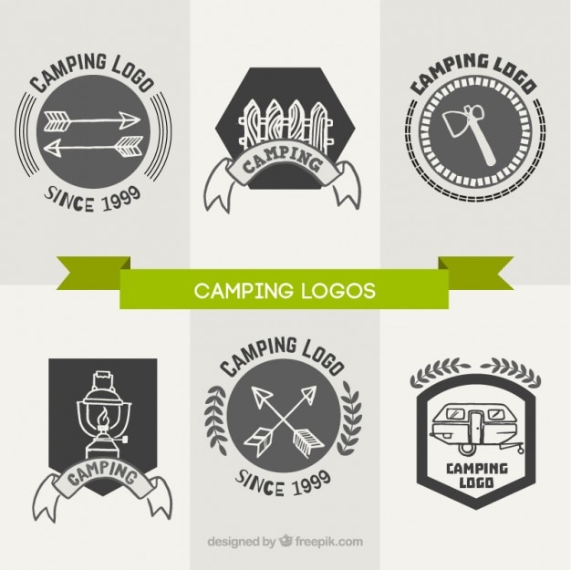 Zes hand getrokken camping logos
