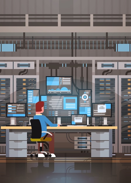 Mand arbejder i datacenter rum, hosting server