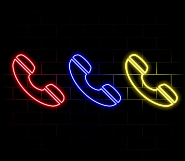 Neonglödande telefonsamtalssymbol isolerad på svart bakgrund, neonglödande telefonsamtalsikon