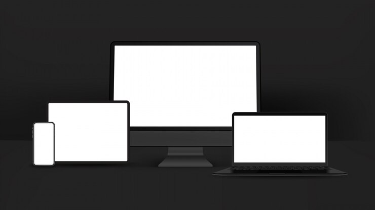 Vektor svart smarttelefon, nettbrett, datamaskin, bærbar pc isolert på hvit bakgrunn. realistiske og detaljerte enheter