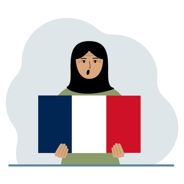 Kobieta trzyma w rękach francuską flagę Koncepcja demonstracyjnego święta narodowego lub patriotyzmu Narodowość