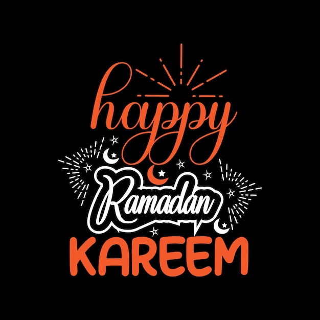 Szczęśliwy napis typografii Ramadan Kareem na koszulce