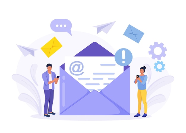 Wysyłanie i odbieranie wiadomości e-mail. Osoby korzystające z poczty elektronicznej przez telefon komórkowy. Postacie trzymające smartfon i piszące listy e-mail. Nowe przychodzące smsy, czat w sieci społecznościowej, spam