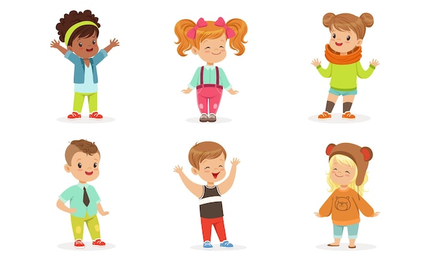 Plik wektorowy zestaw ładnych małych dzieci w kolorowych ubraniach w ruchu wektorowy zestaw ilustracji postać kreskówki