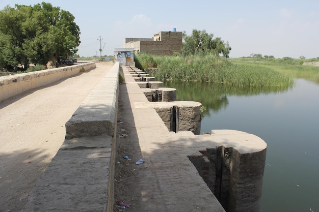 Zdjęcie 120-letni system kanałów nawadniających zbudowany w pakistanie