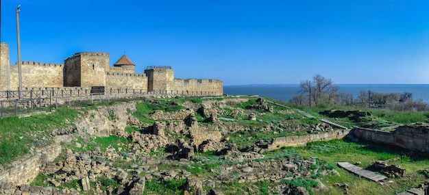 24.04.2021. Twierdza Bilhorod-dnistrovskyi Lub Akkerman, Obwód Odeski, Ukraina, W Słoneczny Wiosenny Poranek