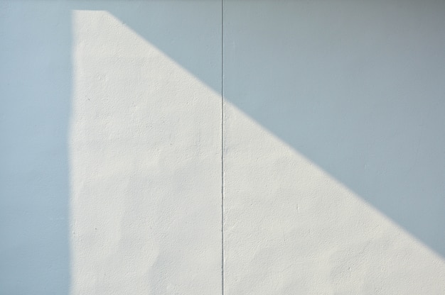 Abstrakcjonistyczny tło biała ściana z cieniami