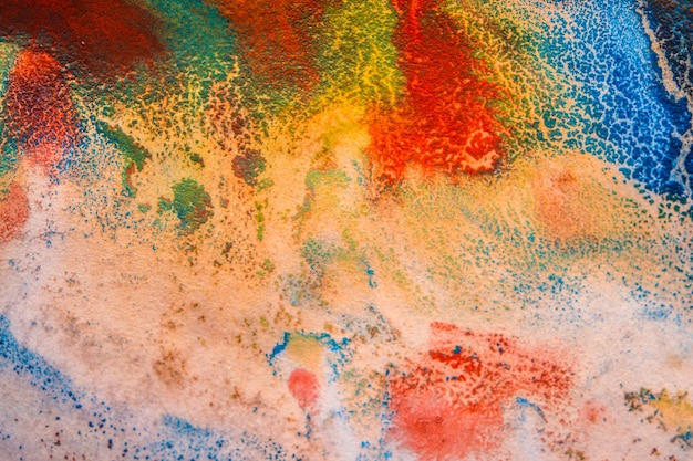 Abstrakcyjne tło bazowe wysuszone smugi wielobarwnej farby z pęknięciami