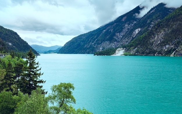 Achensee (Jezioro Achen) letni krajobraz (Austria)