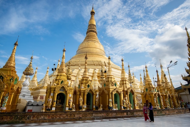 Aktywności w okolicy w Phra That Chedi Shwedagon, Birma