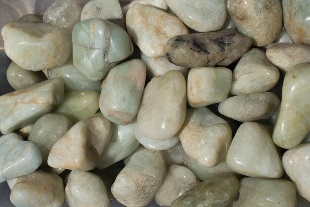 Akwamaryn niebieski kamień berylowy jako skała mineralna