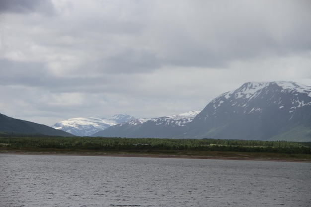 Alpy Lyngenskie Norwegia