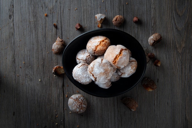 Zdjęcie amaretti herbatniki i ciasteczka