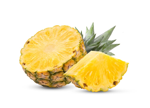 Ananas na białym tle