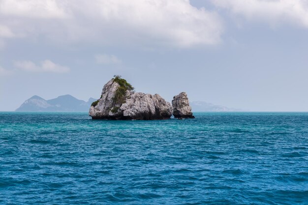 ang thong marine park narodowy wyspa piasek samui angthong marine tło marin tajlandia