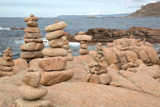 Angielski Cmentarz Rock Stack na plaży Trece Head, Galicja, Hiszpania