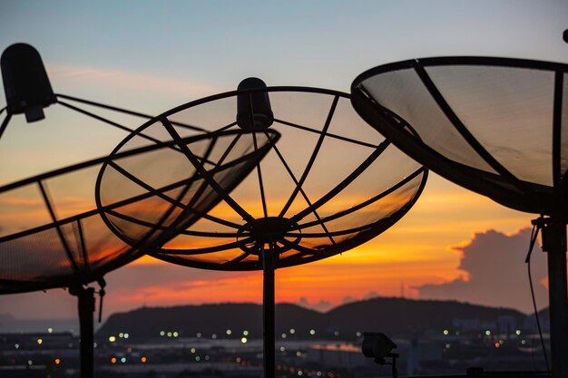 Antena Satelitarna Niebo Chmura Zachód Słońca Pomarańczowa Sieć Technologii Komunikacyjnych