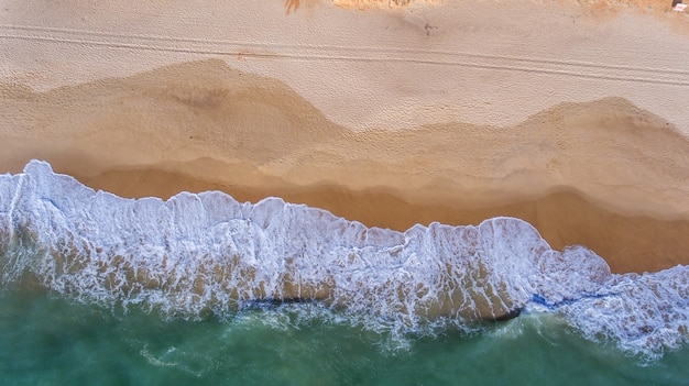 Antenowy. Widok Z Nieba Na Portugalską Plażę W Algarve, Vale De Lobo.