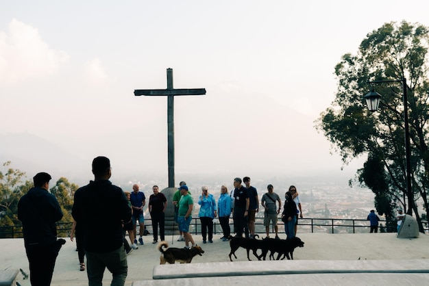 Antigua Gwatemala 12 września 2023 Hill of the Cross z widokiem