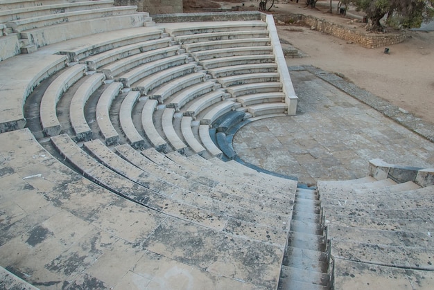 Antyczny teatr w mieście Rodos w Grecji