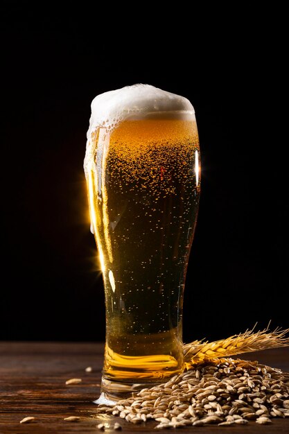Zdjęcie arrangement z pysznym amerykańskim piwem
