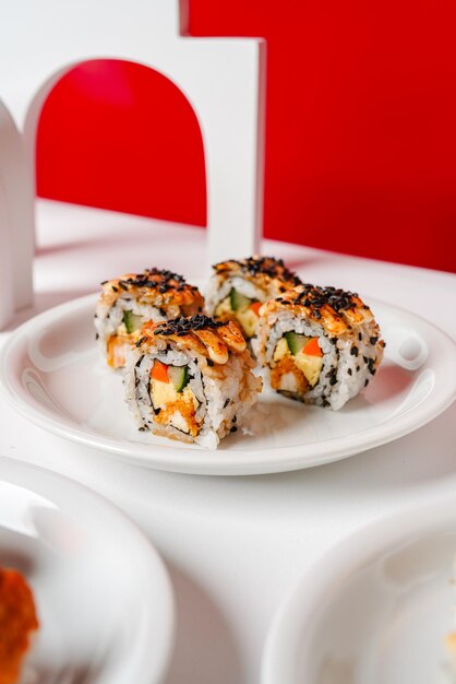 Asortowana pyszna Sushi Roll