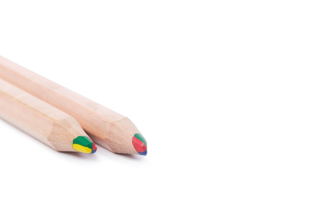 Asortyment kolorowych ołówków